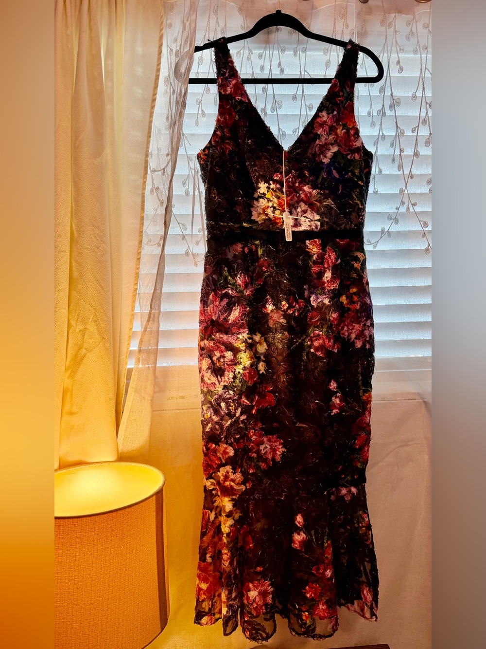 Floral V-Neck Sequin Evening Dress in Multicolor